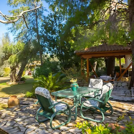 Polys Lefkada 2 Apartment