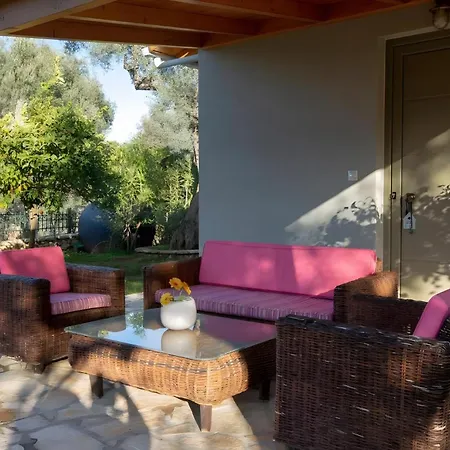 Polys Lefkada 2 Apartment Apolpaina